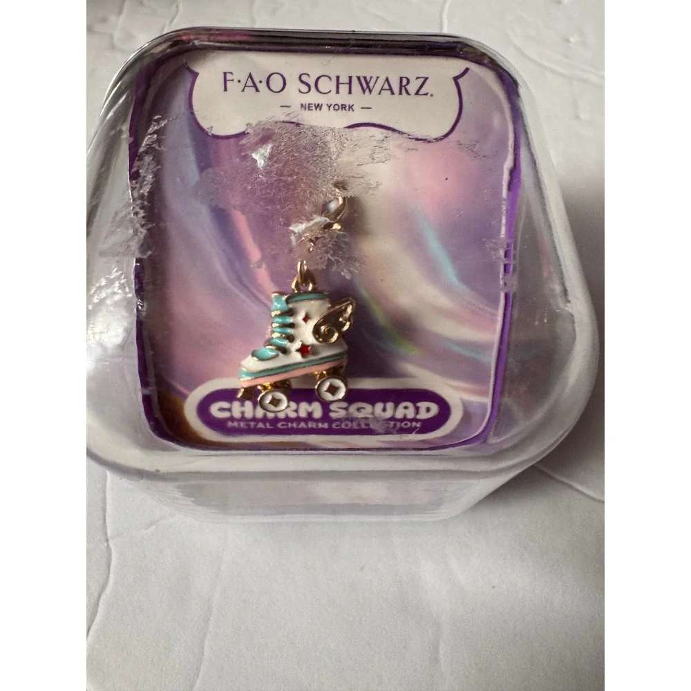 FAO Schwarz Charm Squad Roller Skate Metal Charm Winged Retro Enamel Gold Tone